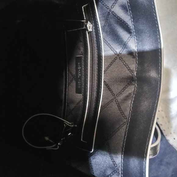 Michael Kors Large Woven Canvas Tote Bag - Picture 2 of 5